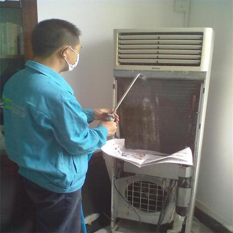 深圳龙华金地梅陇镇附近上门家用空调维修